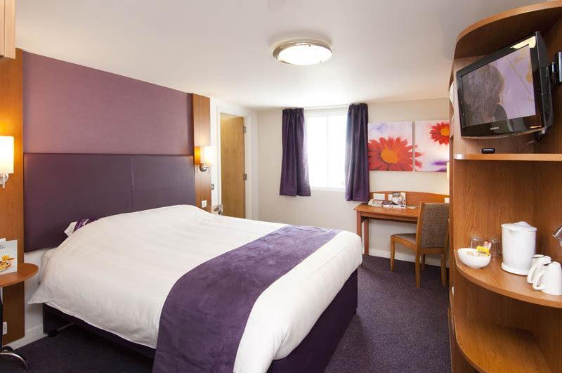 Premier Inn Haydock Park/M6 J23 Warrington Kültér fotó